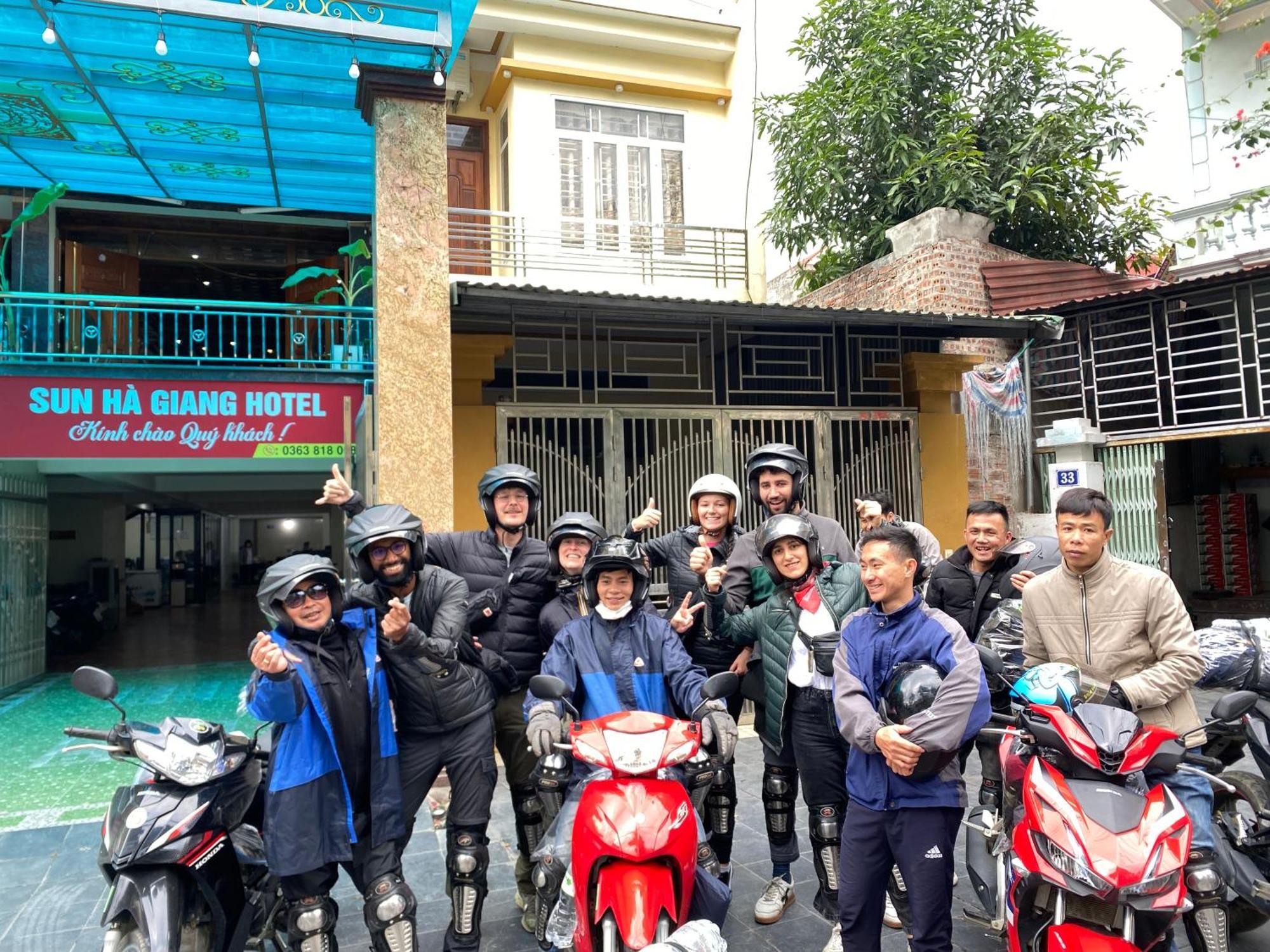 Sun Ha Giang Hotel-Tours-Motorbike Rental Eksteriør bilde